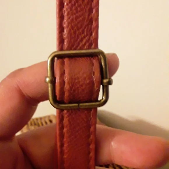 NWOT straw bag - Picture 5 of 8